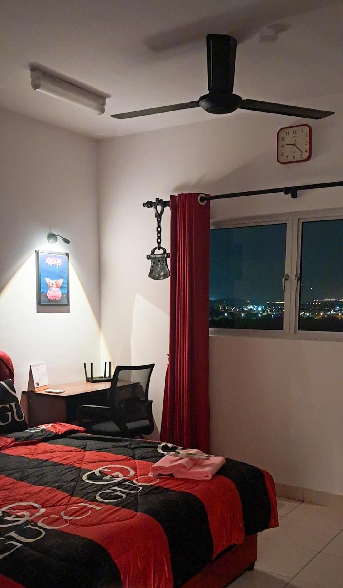 The Red Room Alanis Residence Sepang Exterior foto
