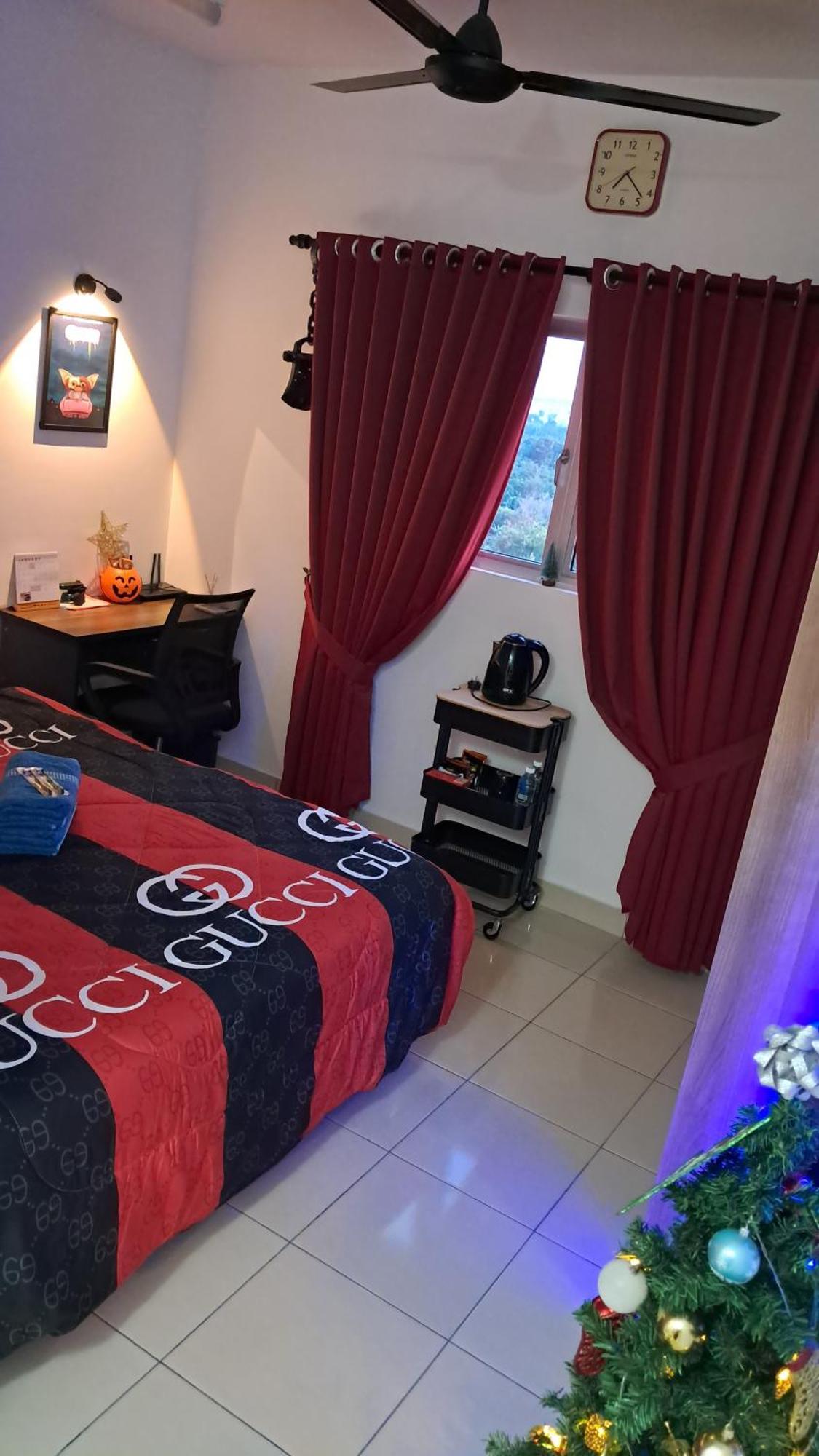 The Red Room Alanis Residence Sepang Exterior foto